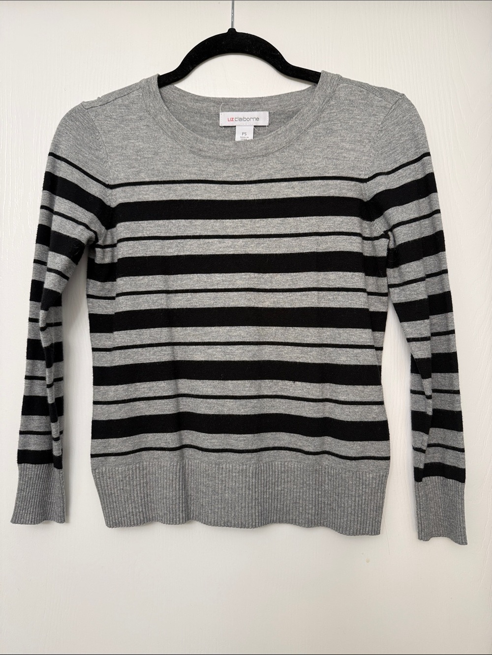Liz Claiborne Black and Gray Striped 3/4 sleeve Crewneck Sweater